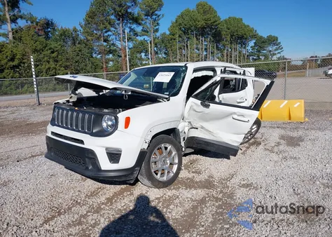 2023 Jeep Renegade Latitude 4X4 из США, поврежденный, VIN ZACNJDB14PPP66198